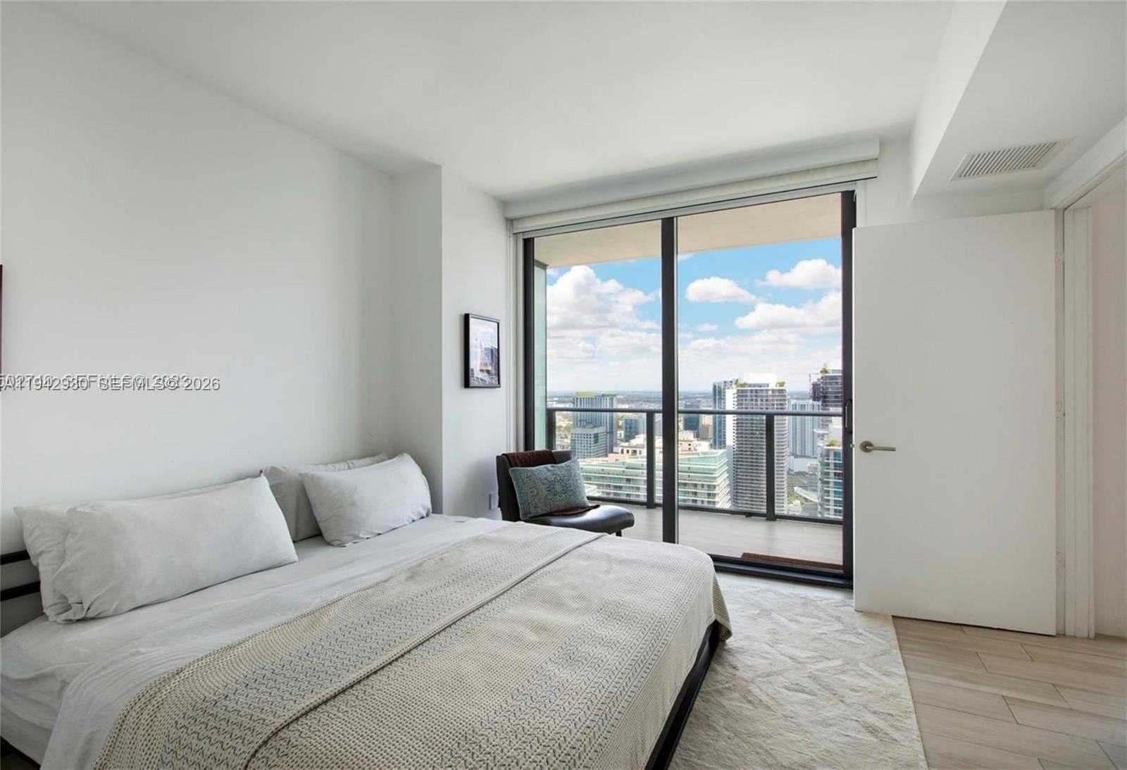 Small Image of 1300 SOUTH MIAMI AVE #4811, Miami Number 11