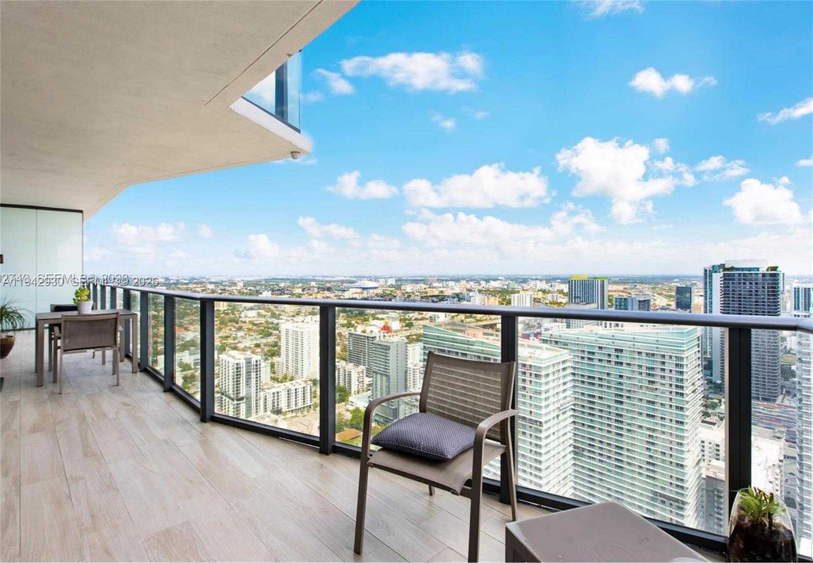 Small Image of 1300 SOUTH MIAMI AVE #4811, Miami Number 14
