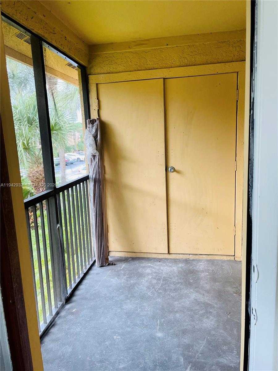 Small Image of 15551 SOUTH WEST 104TH TER #826, Miami Number 16