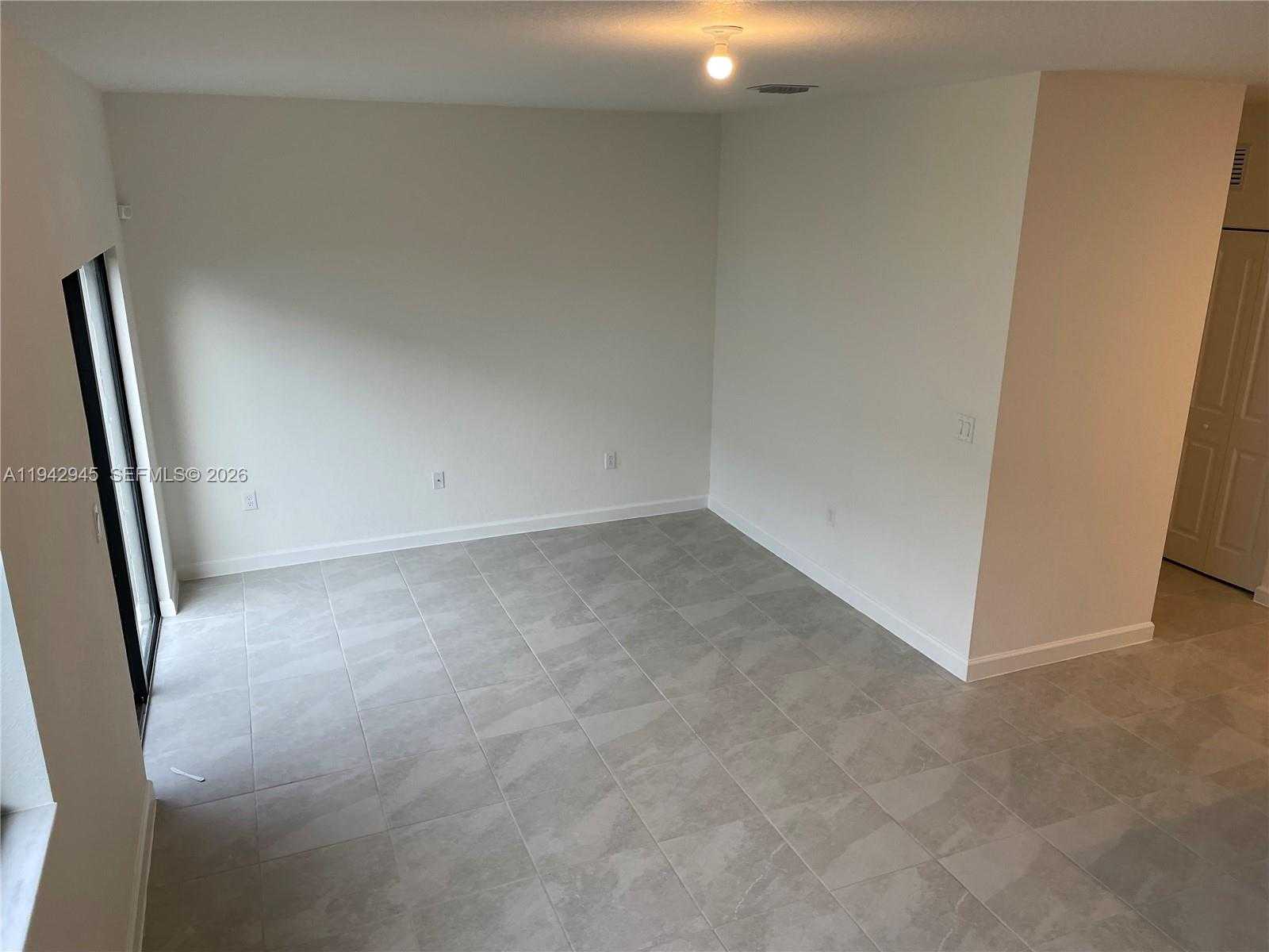 Small Image of 13119 SOUTH WEST 232ND LN, Unincorporated Dade County Number 8