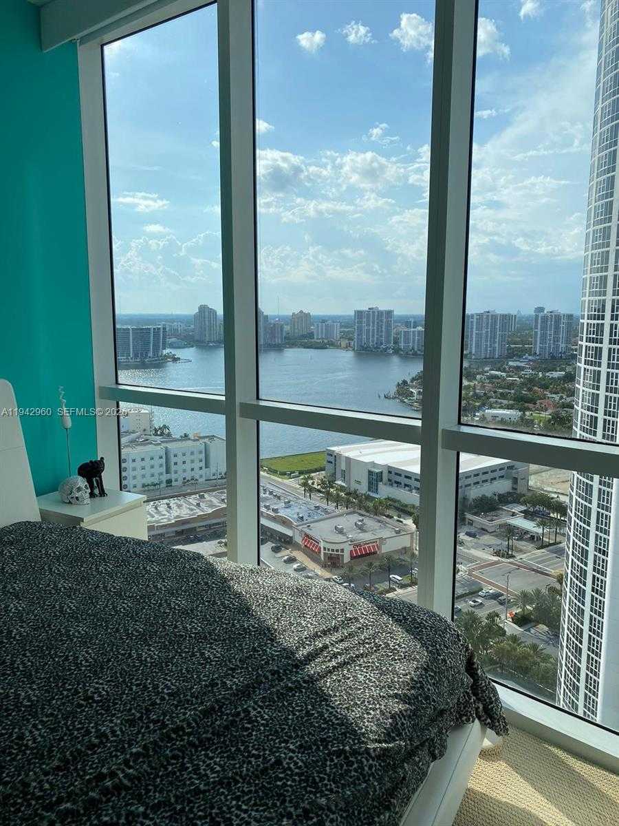 Small Image of 18101 COLLINS AVE #3909, Sunny Isles Beach Number 9