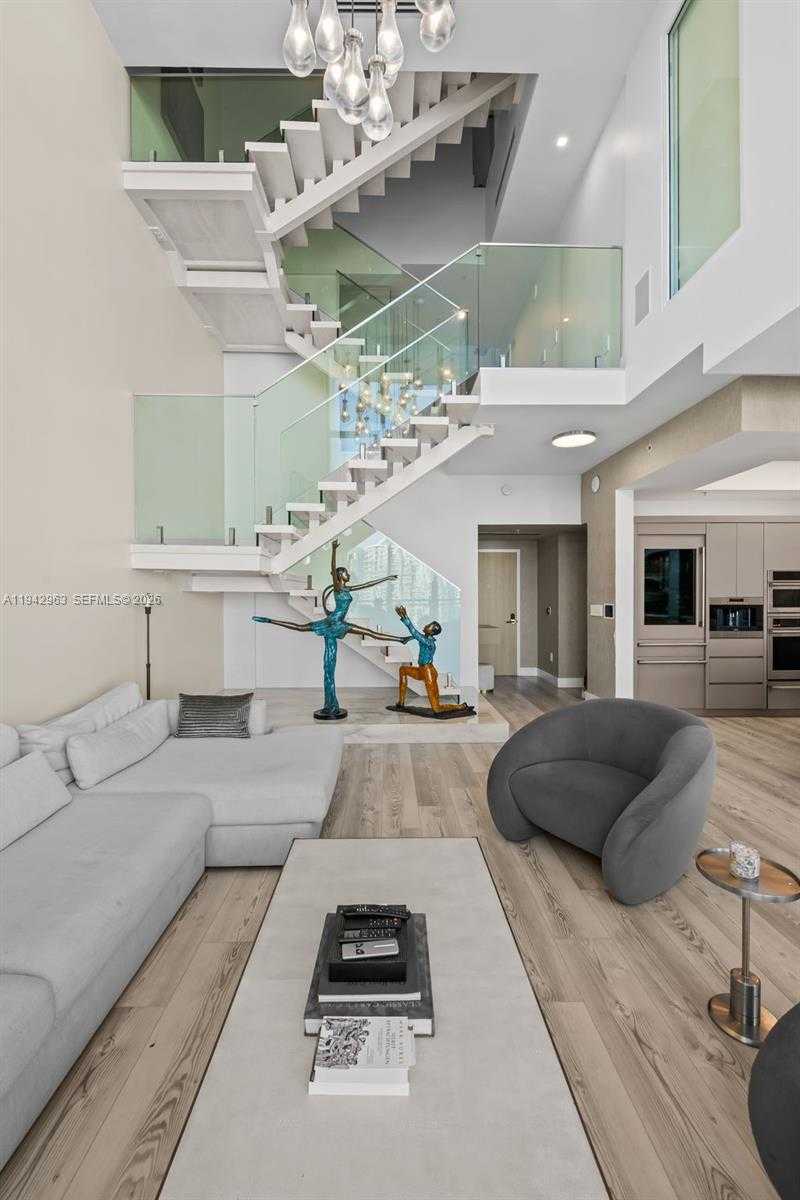 Small Image of 90 SOUTH WEST 3RD ST #PH-15, Miami Number 16