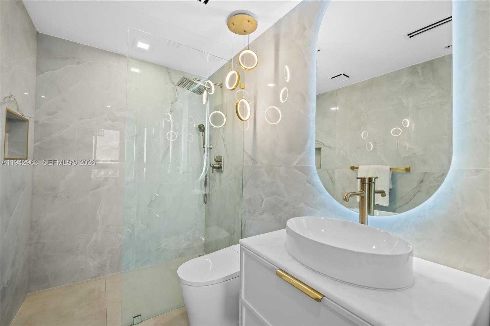 Small Image of 90 SOUTH WEST 3RD ST #PH-15, Miami Number 24