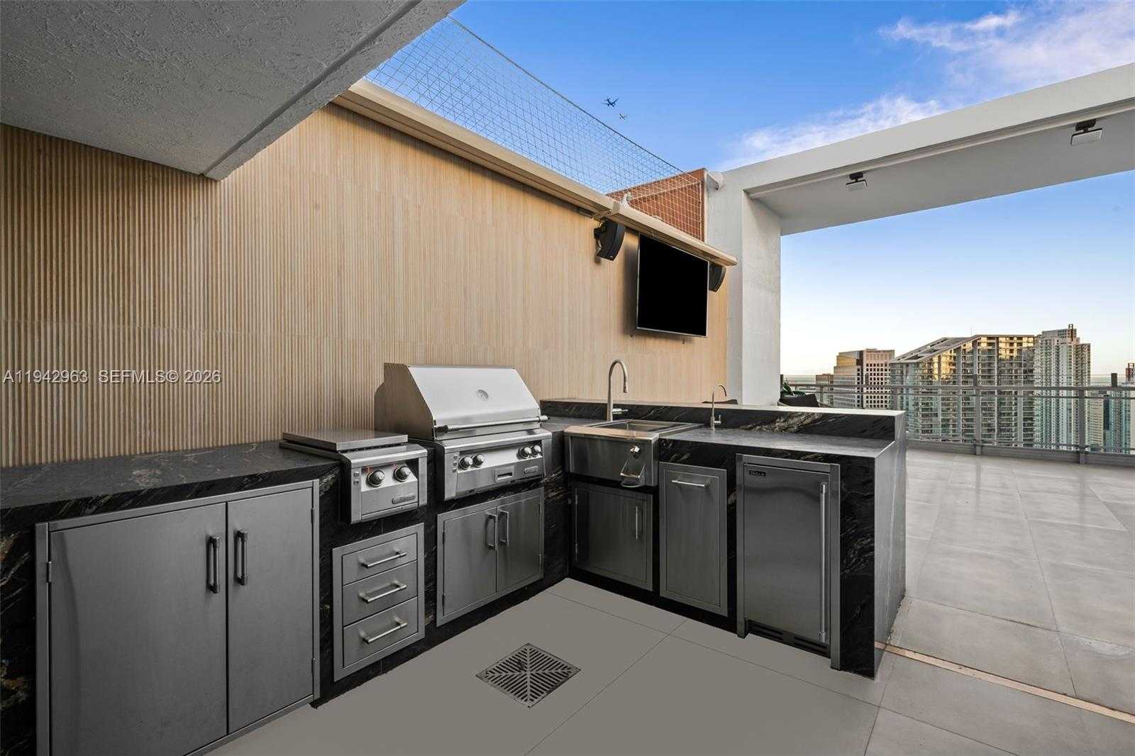 Small Image of 90 SOUTH WEST 3RD ST #PH-15, Miami Number 26