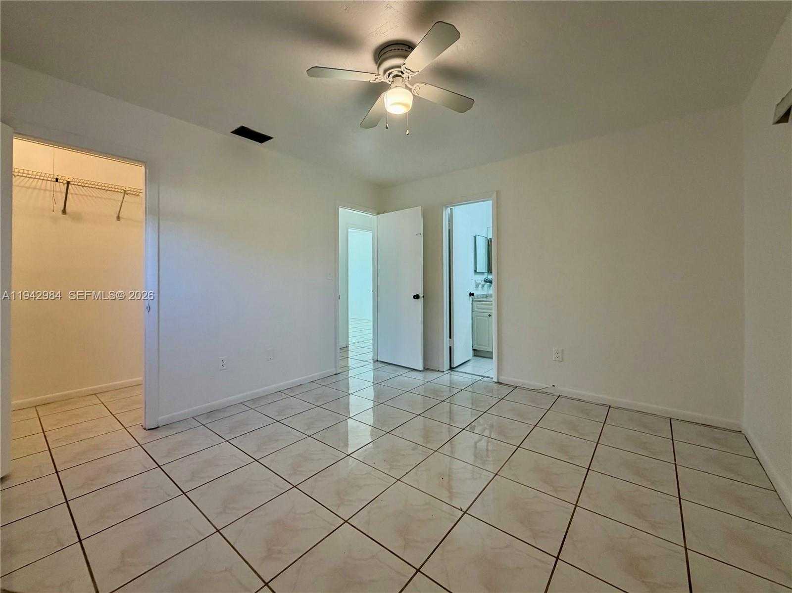 Small Image of 12111 SOUTH WEST 107TH ST, Miami Number 18