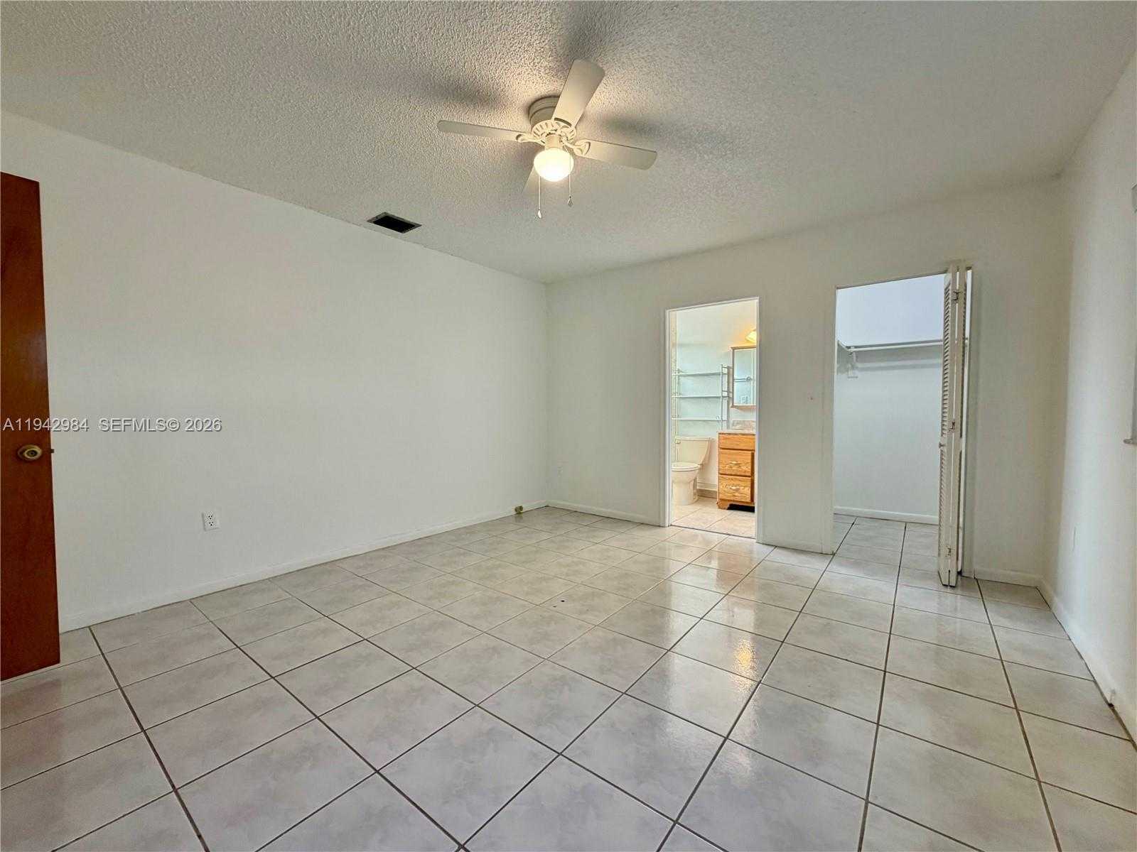 Small Image of 12111 SOUTH WEST 107TH ST, Miami Number 20