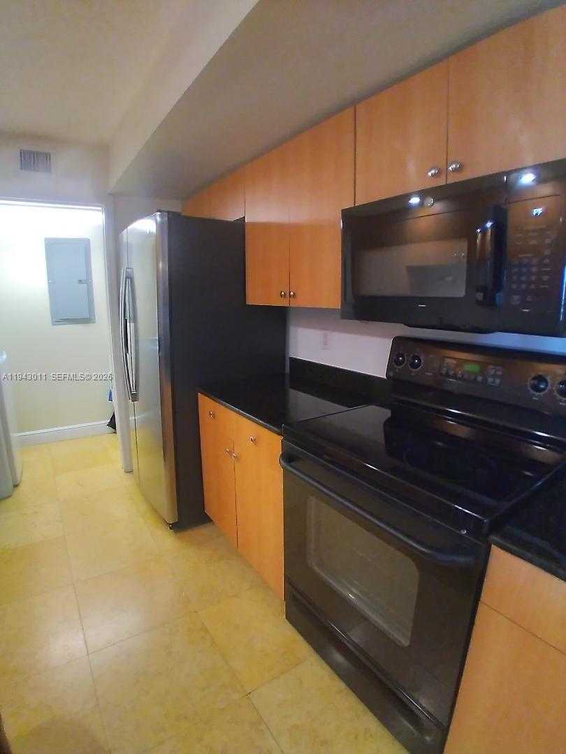 Small Image of 6917 COLLINS AVE #722, Miami Beach Number 10