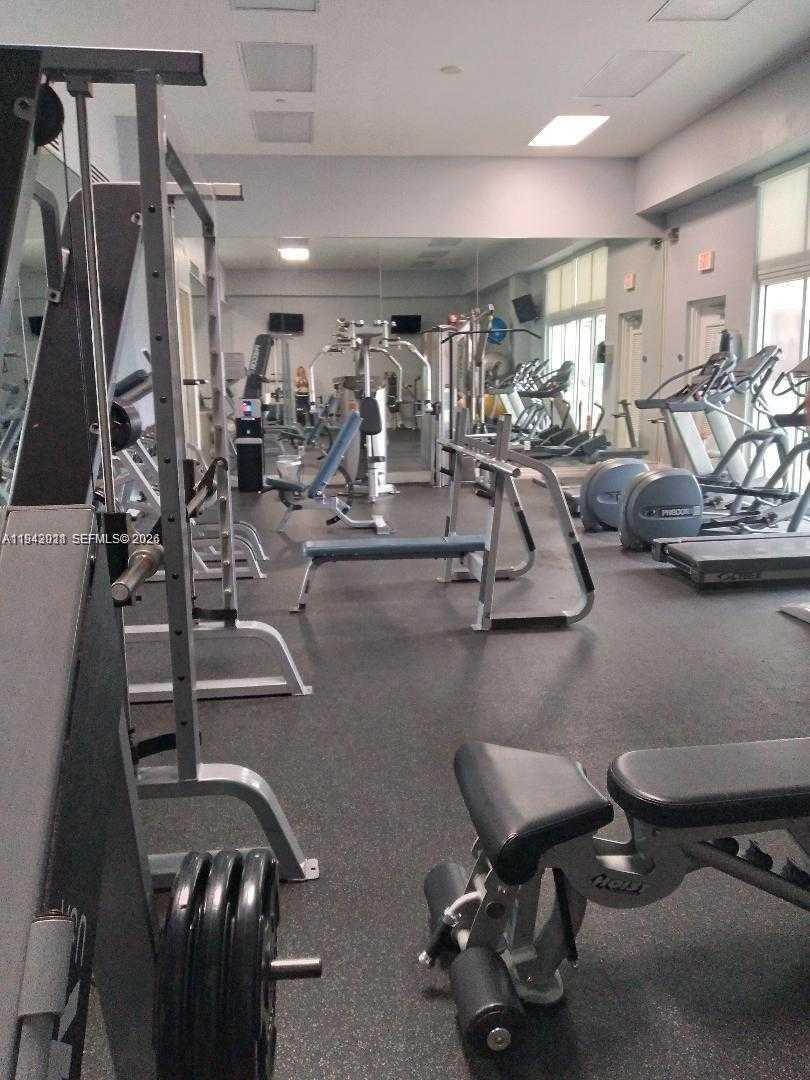 Small Image of 6917 COLLINS AVE #722, Miami Beach Number 19