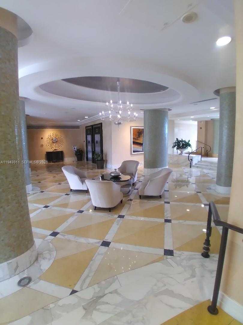 Small Image of 6917 COLLINS AVE #722, Miami Beach Number 2
