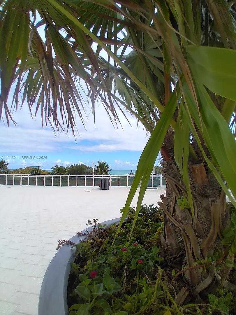 Small Image of 6917 COLLINS AVE #722, Miami Beach Number 22