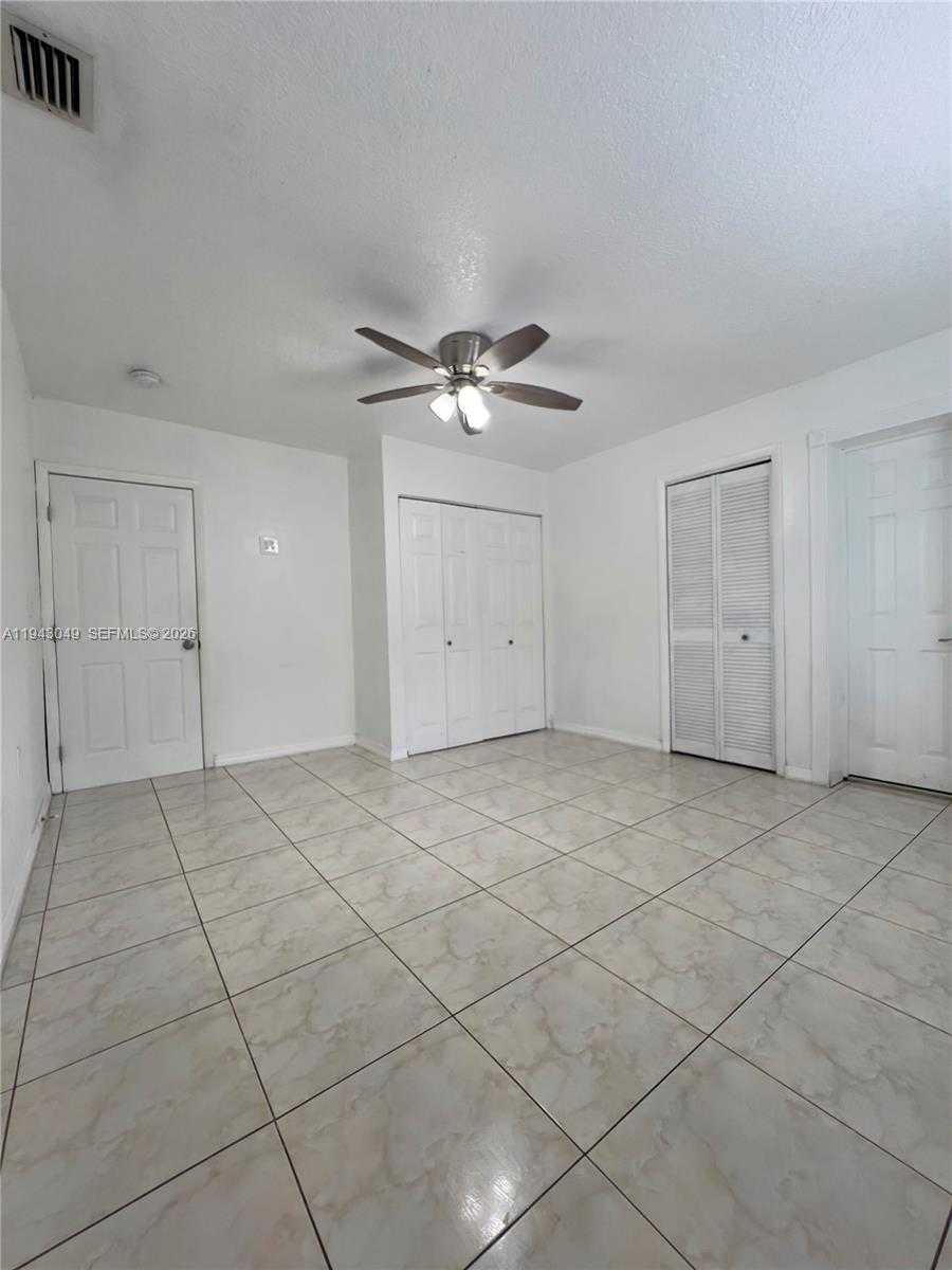 Small Image of 2761 SOUTH WEST 33RD CT #A, Miami Number 12