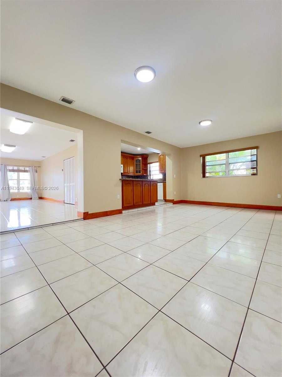 Small Image of 2761 SOUTH WEST 33RD CT #A, Miami Number 16