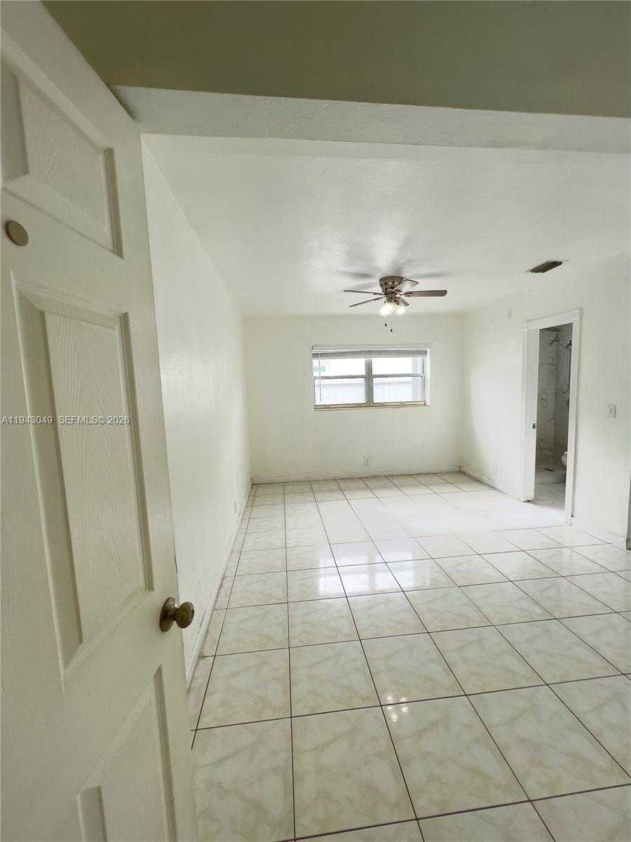 Small Image of 2761 SOUTH WEST 33RD CT #A, Miami Number 23