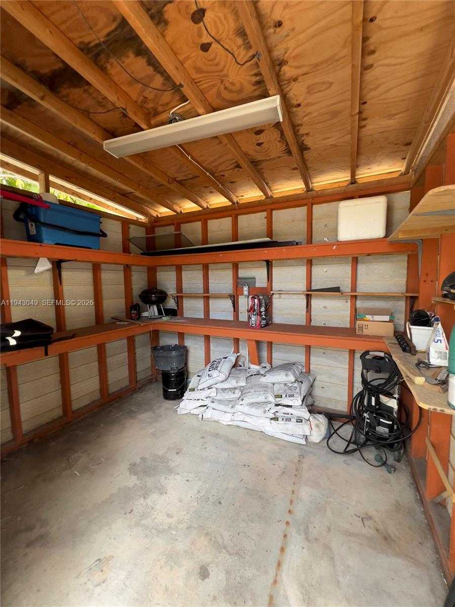 Small Image of 2761 SOUTH WEST 33RD CT #A, Miami Number 31