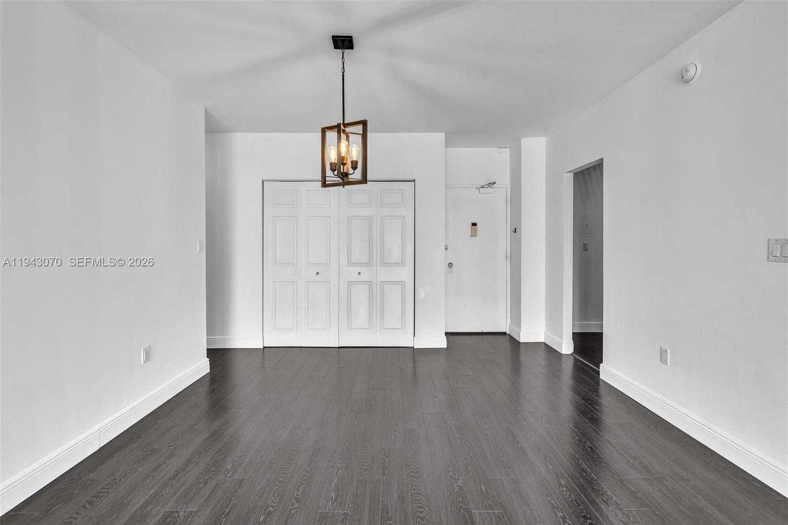 Small Image of 500 BAYVIEW DR #228, Sunny Isles Beach Number 15