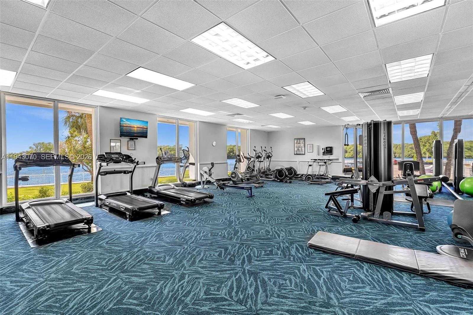 Small Image of 500 BAYVIEW DR #228, Sunny Isles Beach Number 39