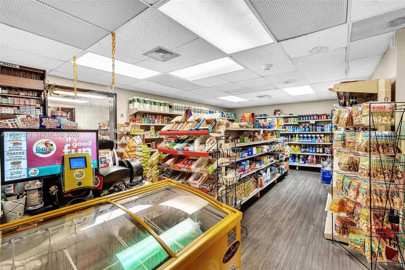 Small Image of 500 BAYVIEW DR #228, Sunny Isles Beach Number 43