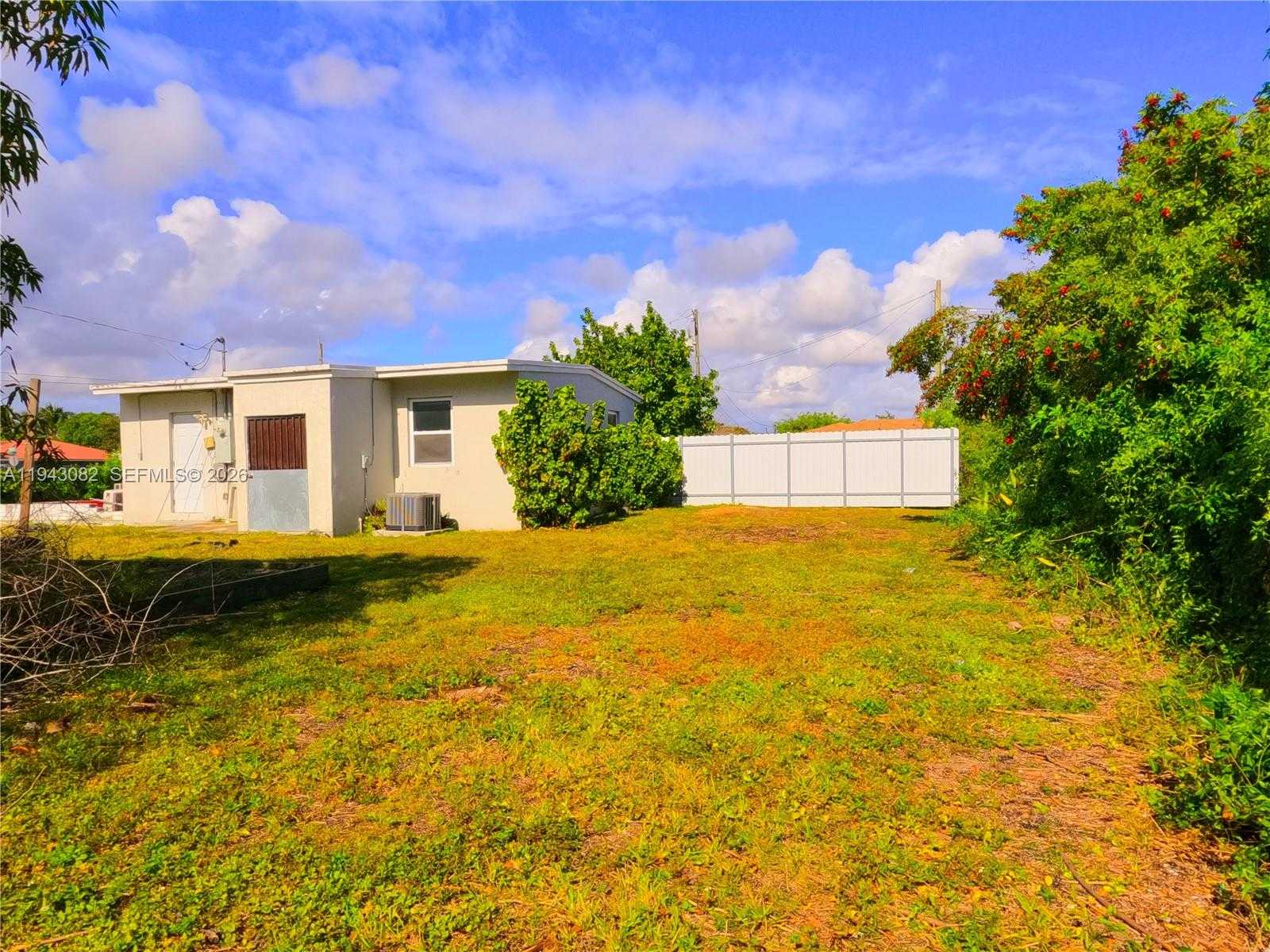 Small Image of 10450 SOUTH WEST 182ND ST, Miami Number 18