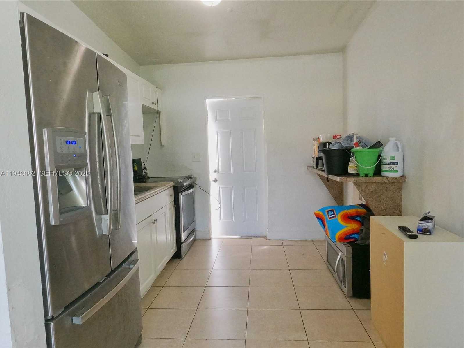 Small Image of 10450 SOUTH WEST 182ND ST, Miami Number 6