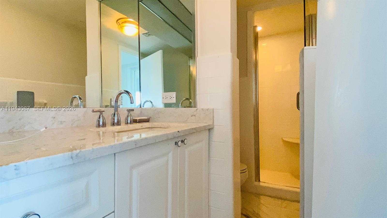 Small Image of 286 BAL BAY DR #2B, Bal Harbour Number 15
