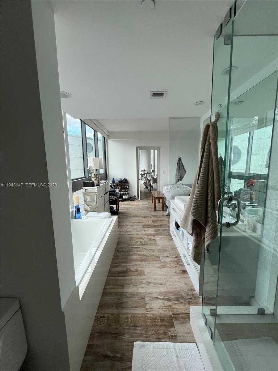 Small Image of 650 NORTH EAST 32ND ST #608, Miami Number 16