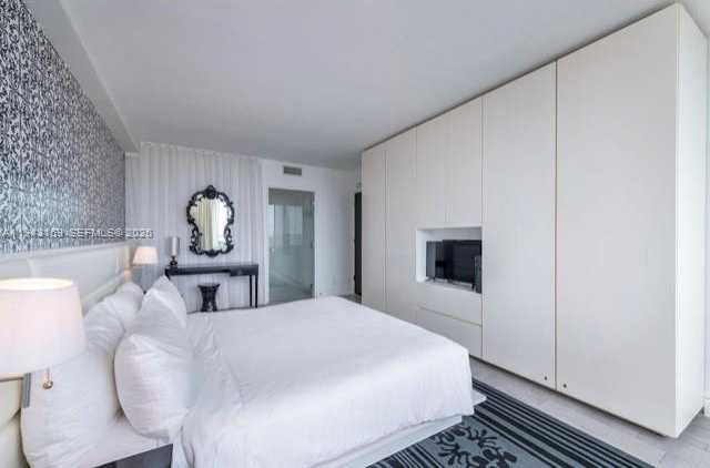 Small Image of 1100 WEST AVE #721, Miami Beach Number 10