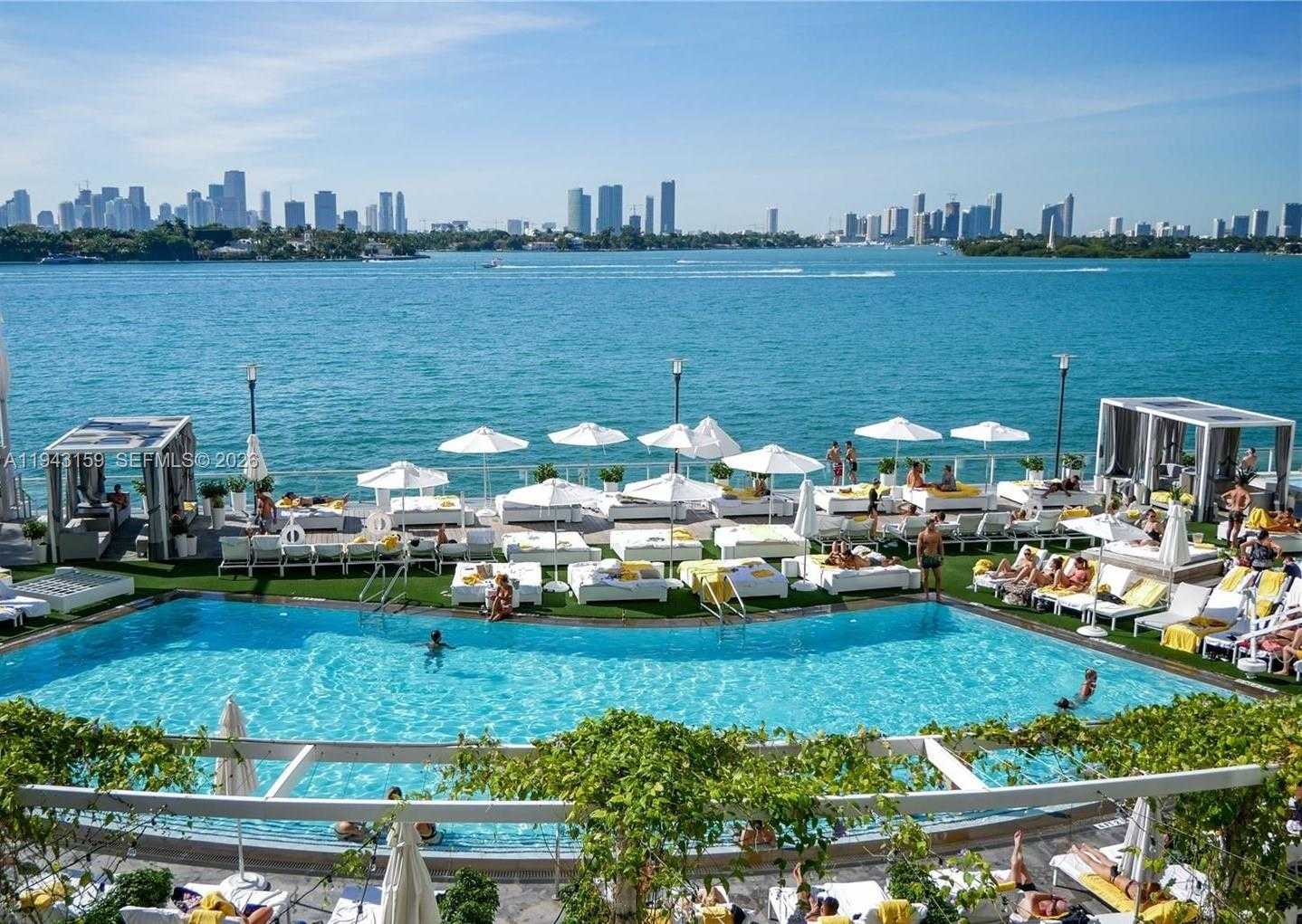 Small Image of 1100 WEST AVE #721, Miami Beach Number 27