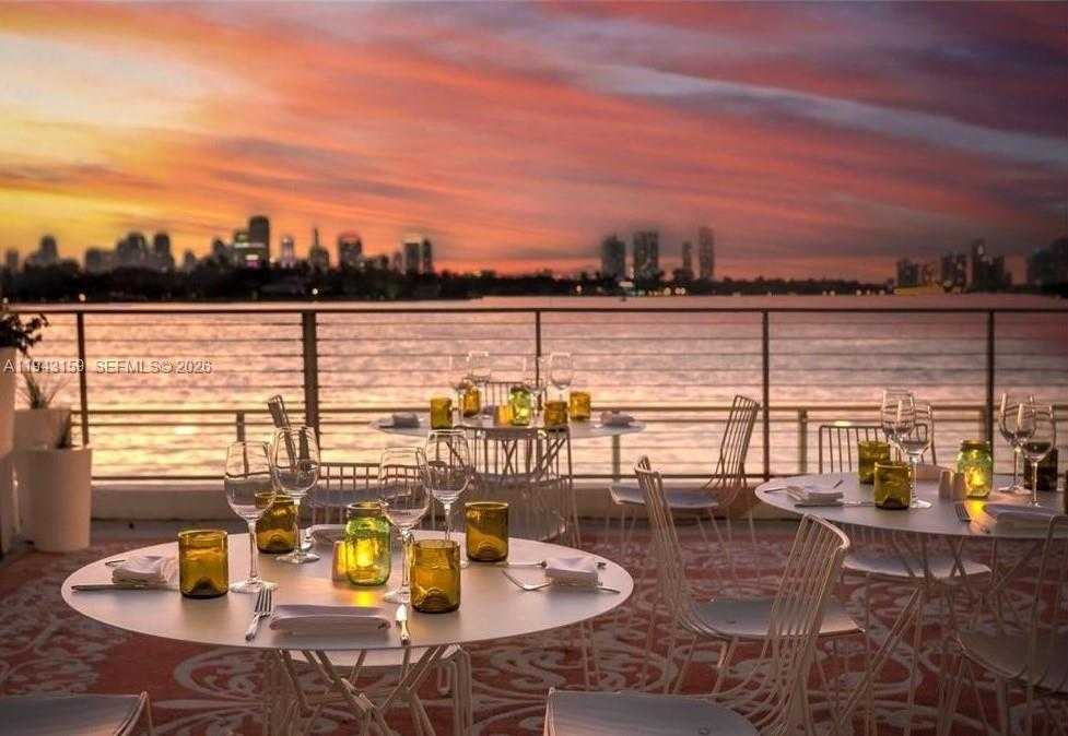 Small Image of 1100 WEST AVE #721, Miami Beach Number 29