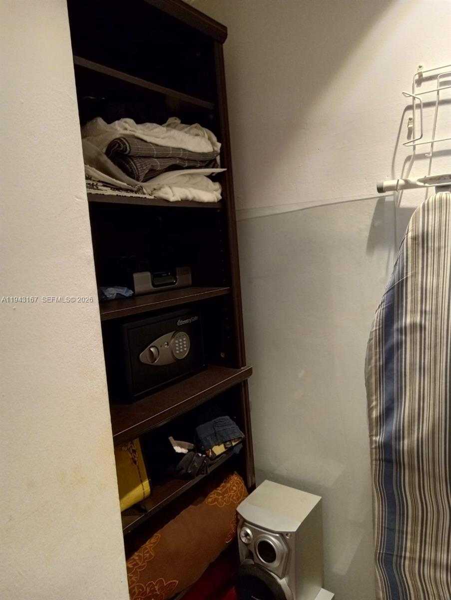 Small Image of 100 LINCOLN RD #814, Miami Beach Number 19