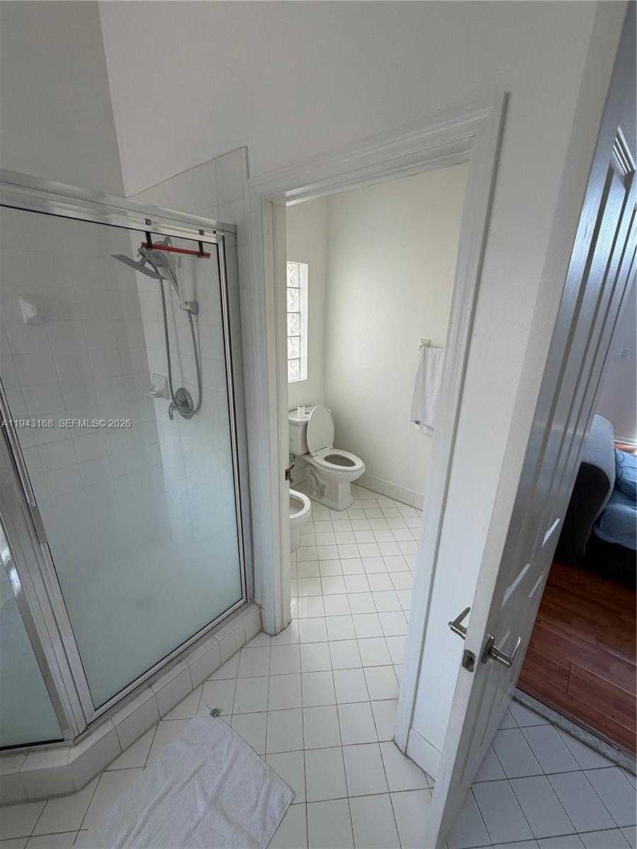 Small Image of 14640 SOUTH WEST 132ND CT, Miami Number 23