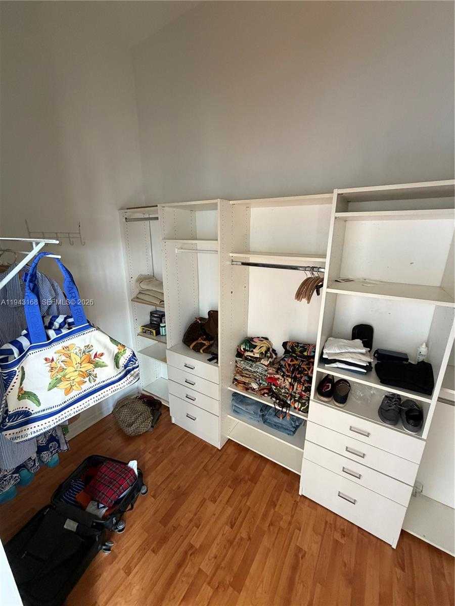 Small Image of 14640 SOUTH WEST 132ND CT, Miami Number 25