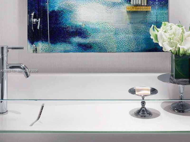 Small Image of 1100 WEST AVE #1401, Miami Beach Number 21