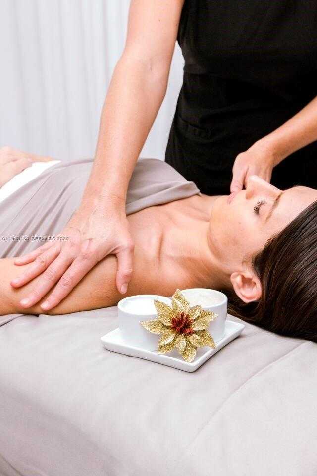 Small Image of 1100 WEST AVE #1401, Miami Beach Number 29