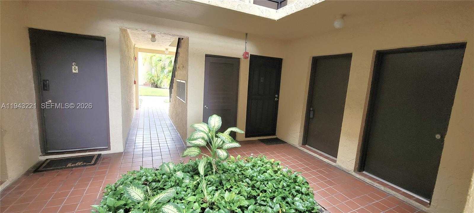 Small Image of 9004 SOUTH WEST 137 ST #B, Miami Number 14