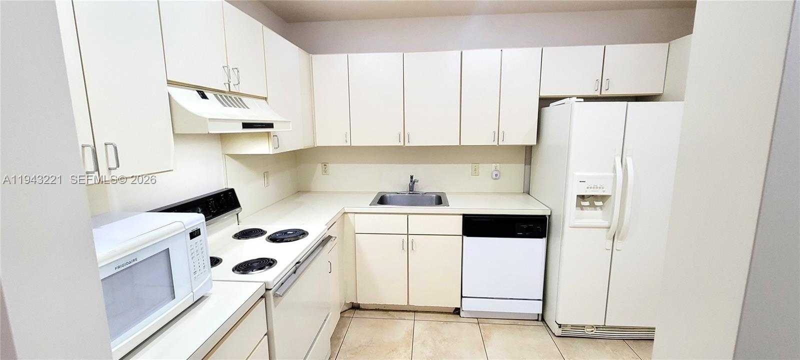 Small Image of 9004 SOUTH WEST 137 ST #B, Miami Number 4