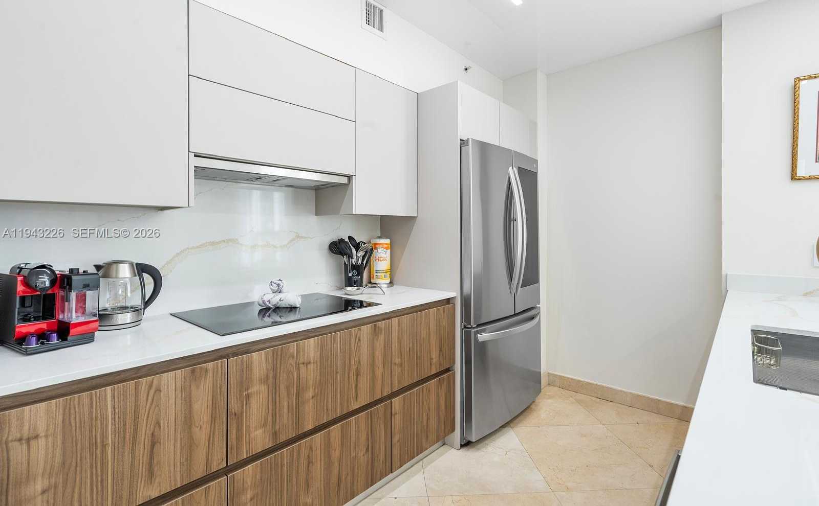 Small Image of 17555 ATLANTIC BLVD #508, Sunny Isles Beach Number 10