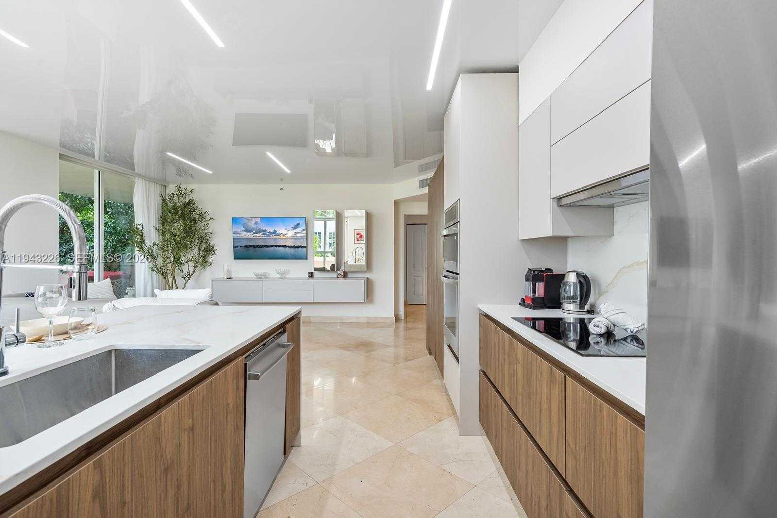 Small Image of 17555 ATLANTIC BLVD #508, Sunny Isles Beach Number 29