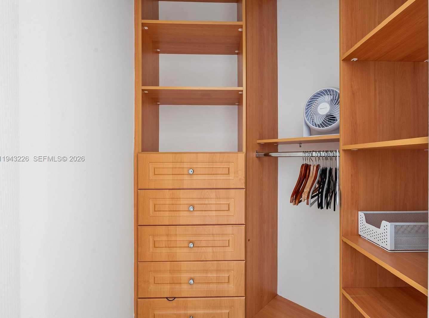 Small Image of 17555 ATLANTIC BLVD #508, Sunny Isles Beach Number 31