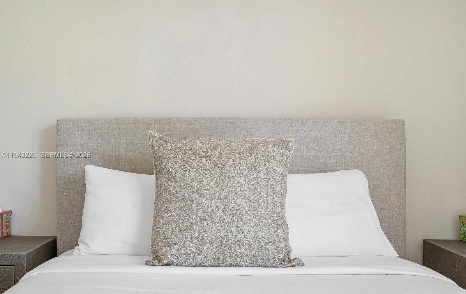 Small Image of 17555 ATLANTIC BLVD #508, Sunny Isles Beach Number 32