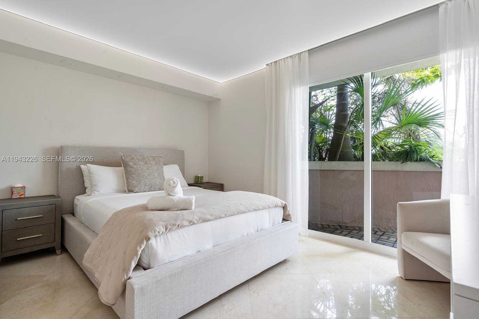 Small Image of 17555 ATLANTIC BLVD #508, Sunny Isles Beach Number 36
