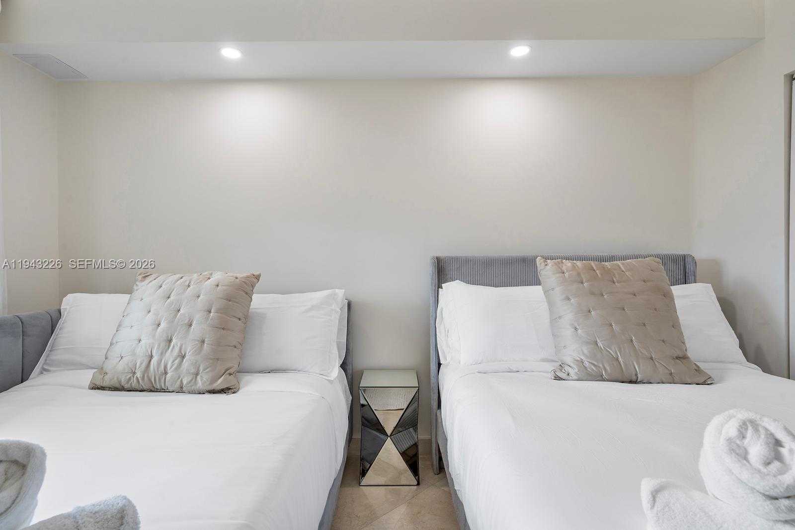 Small Image of 17555 ATLANTIC BLVD #508, Sunny Isles Beach Number 68