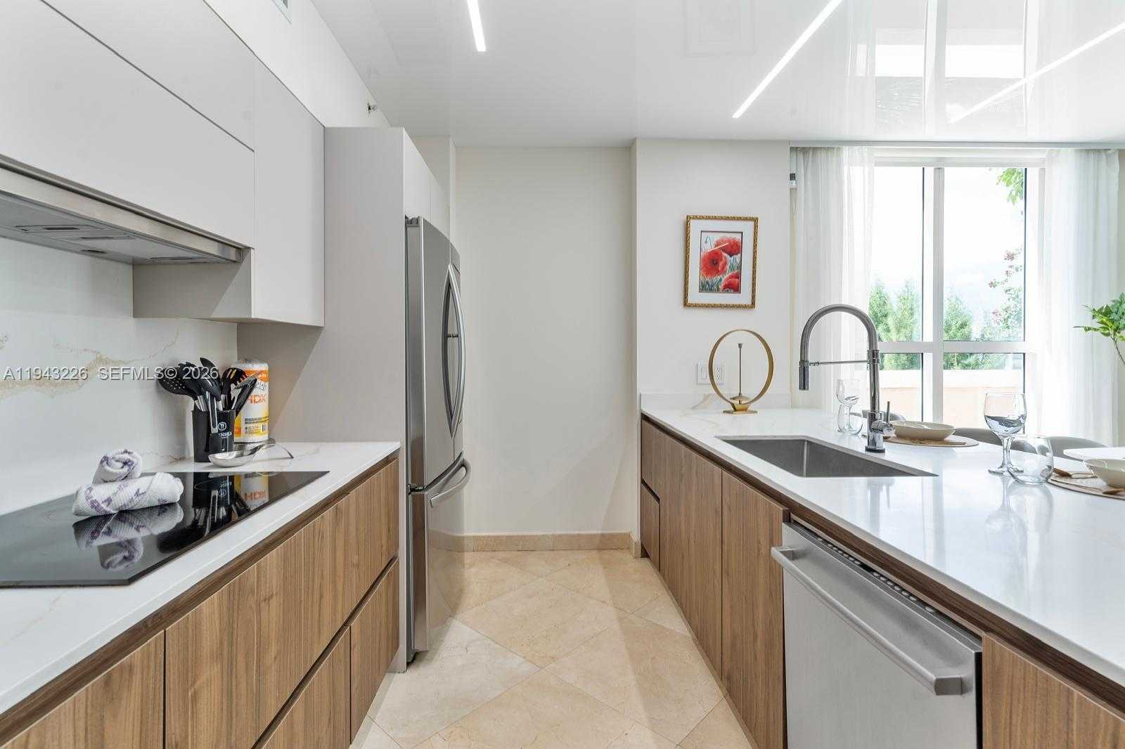 Small Image of 17555 ATLANTIC BLVD #508, Sunny Isles Beach Number 8