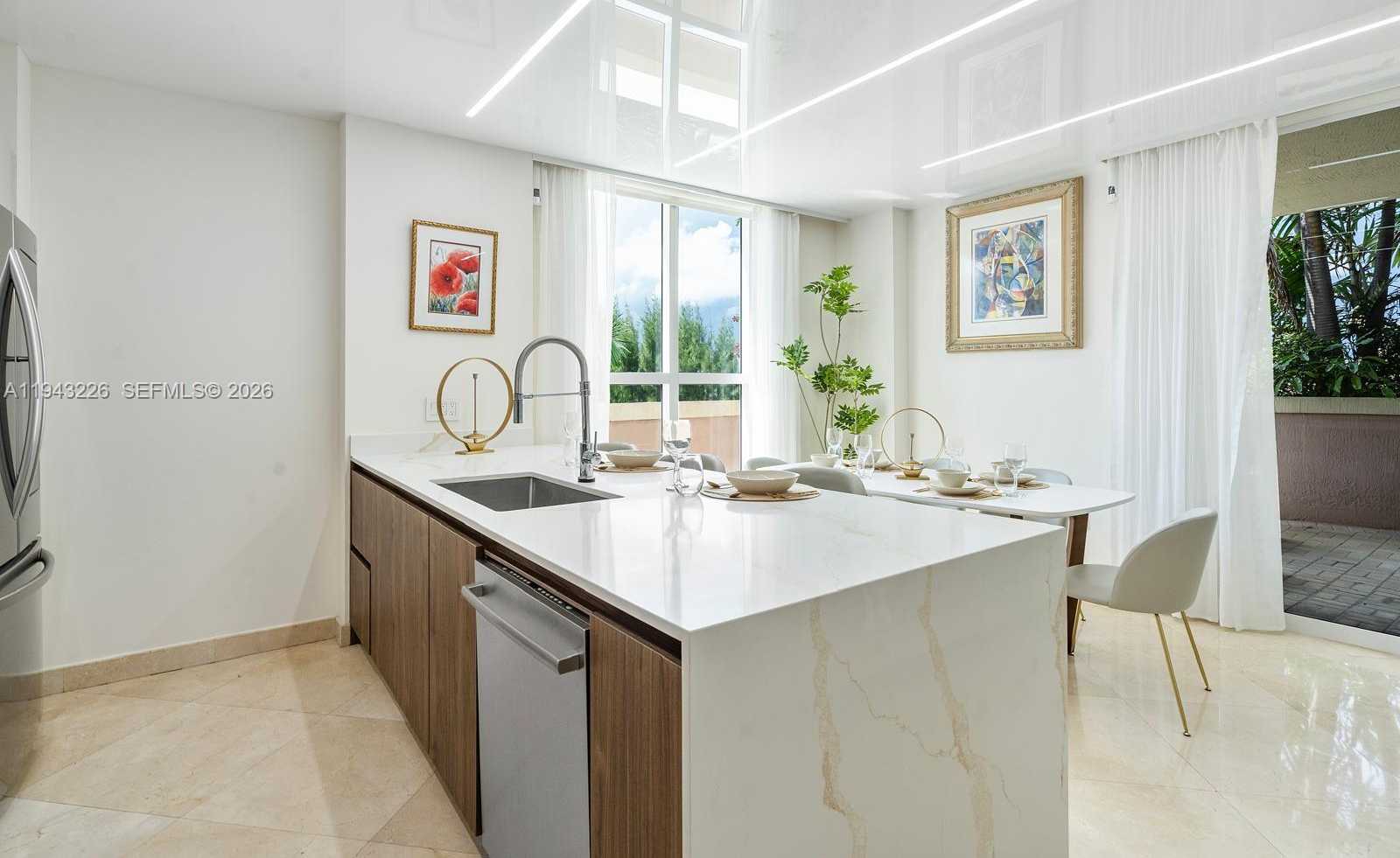 Small Image of 17555 ATLANTIC BLVD #508, Sunny Isles Beach Number 9