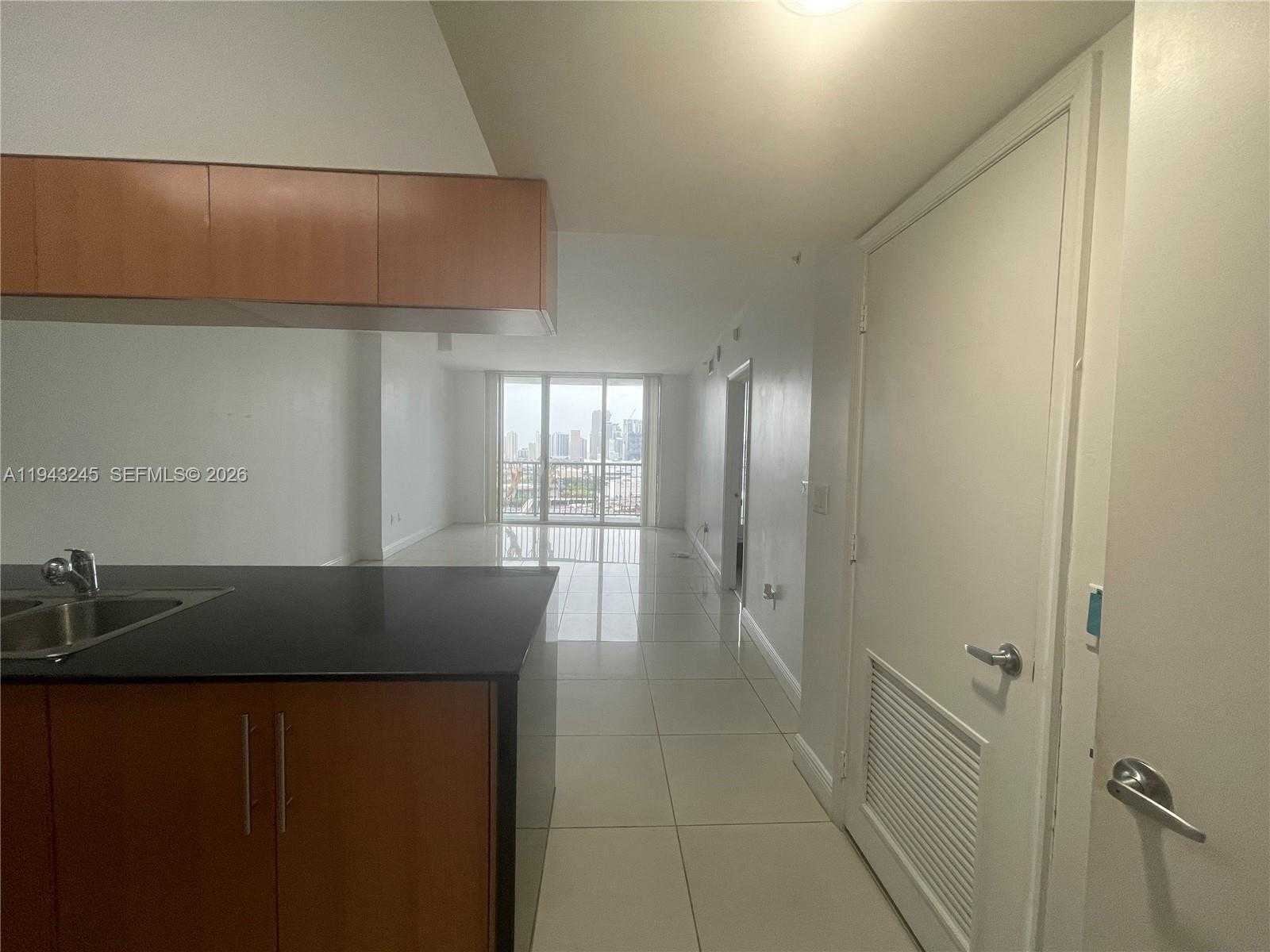 Small Image of 1750 NORTH BAYSHORE DR #2810, Miami Number 10
