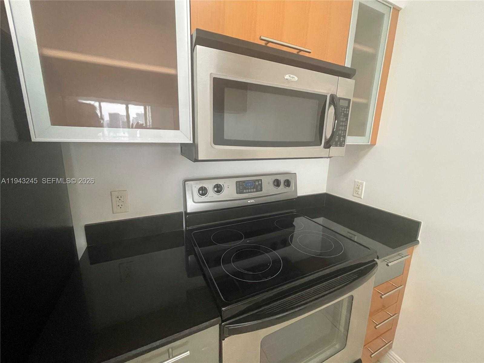 Small Image of 1750 NORTH BAYSHORE DR #2810, Miami Number 12