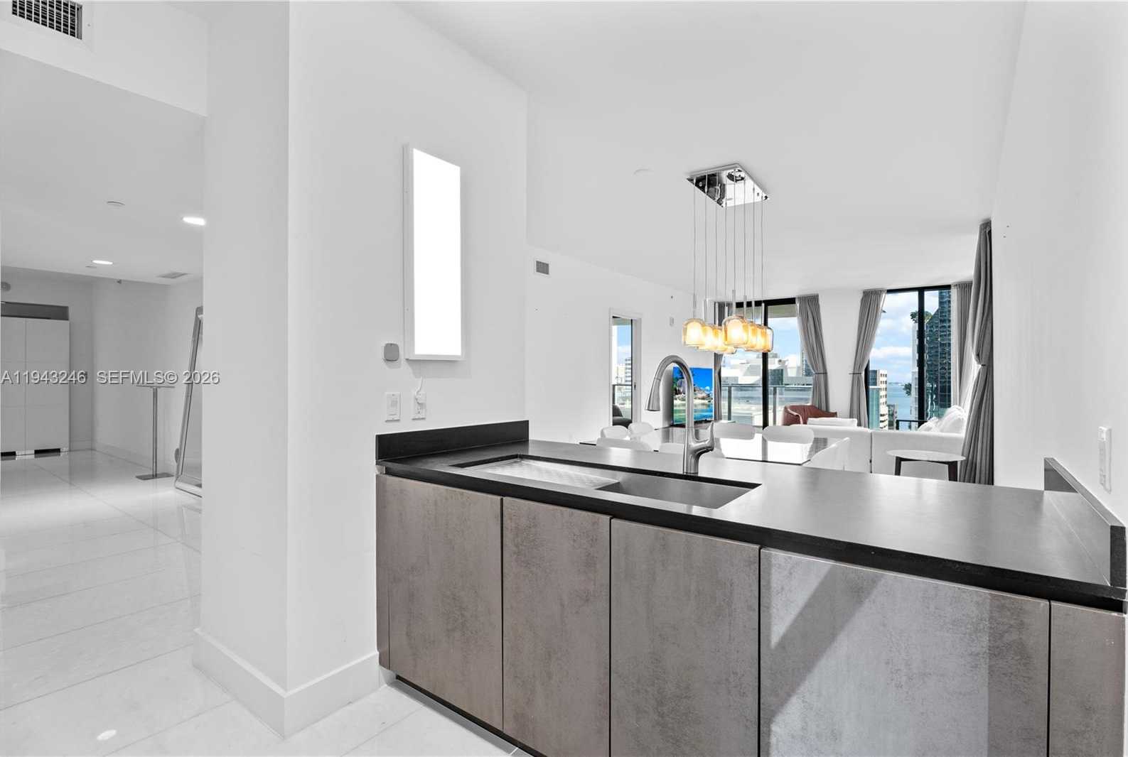 Small Image of 1010 BRICKELL AVE #1405, Miami Number 8