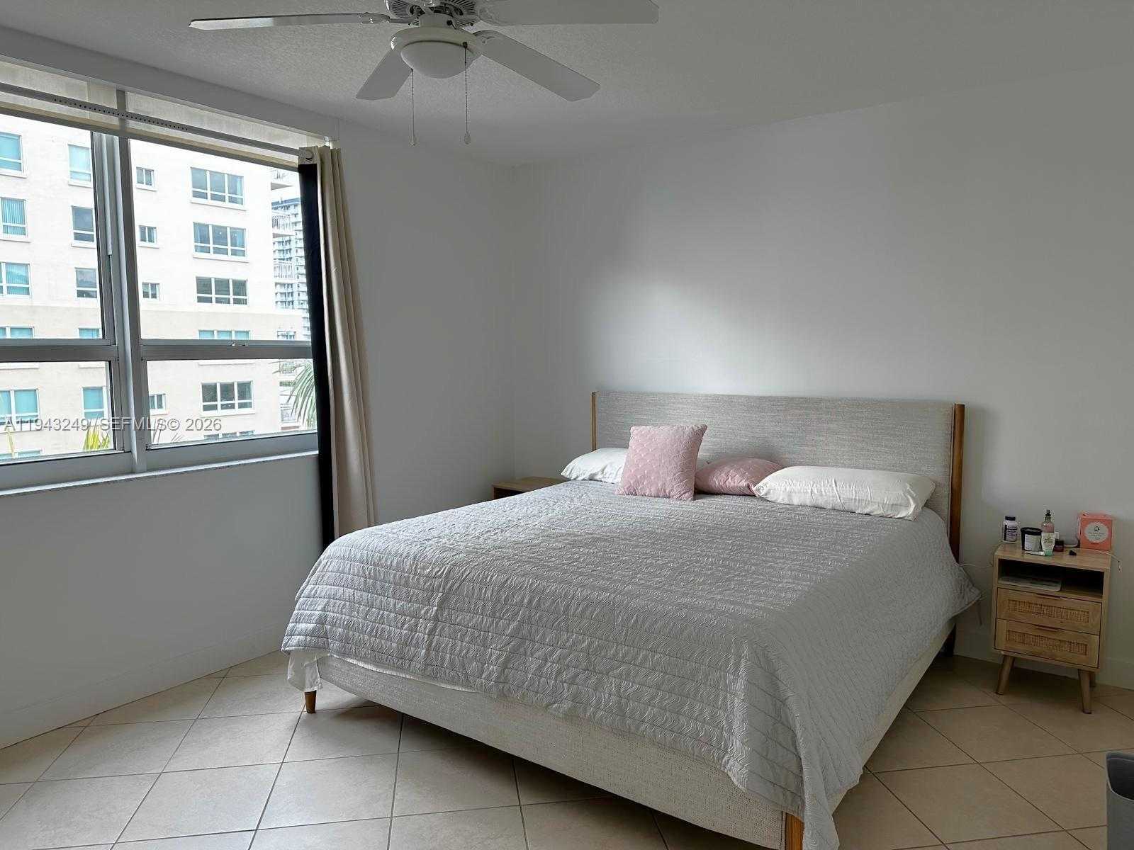 Small Image of 2000 NORTH BAYSHORE DR #625, Miami Number 10