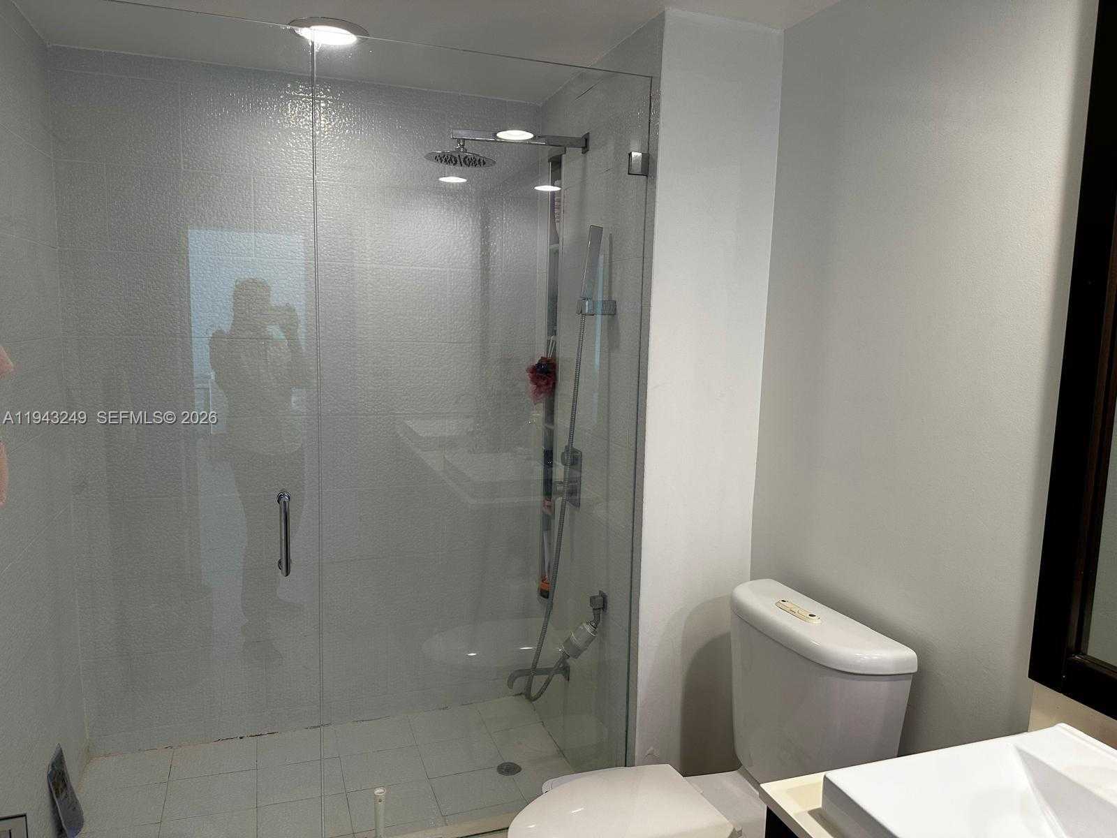 Small Image of 2000 NORTH BAYSHORE DR #625, Miami Number 16