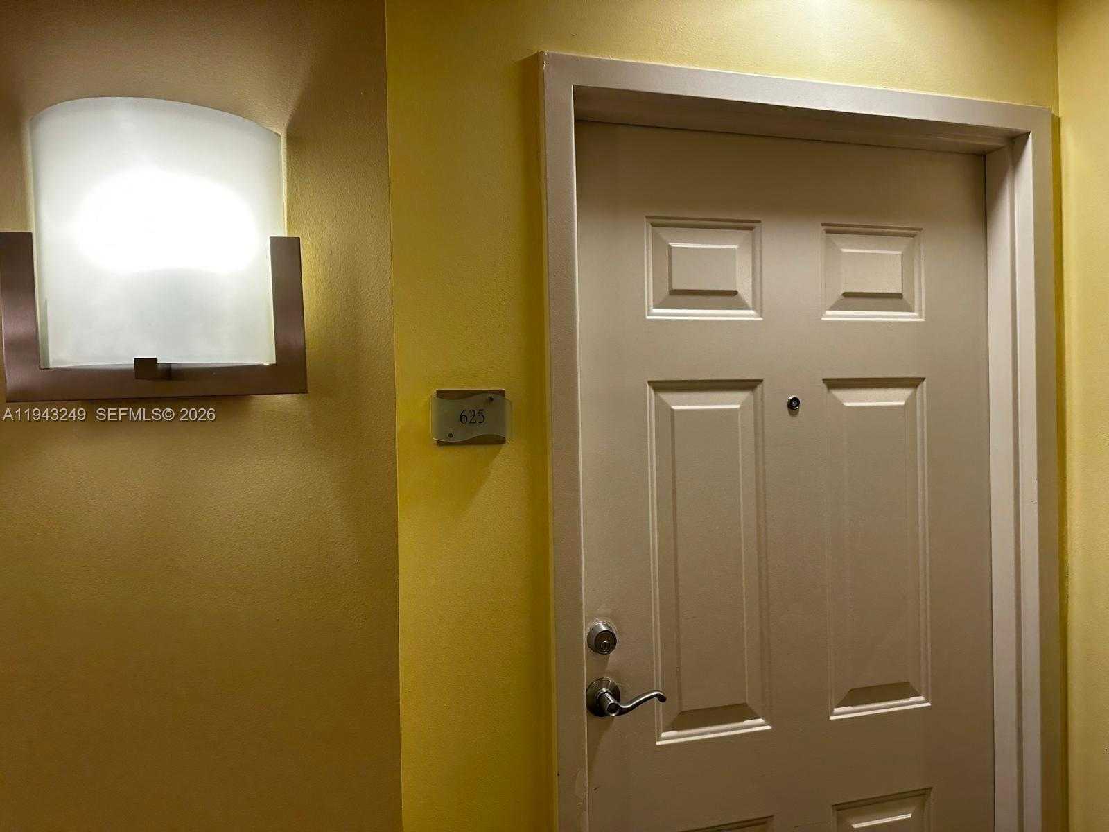 Small Image of 2000 NORTH BAYSHORE DR #625, Miami Number 17