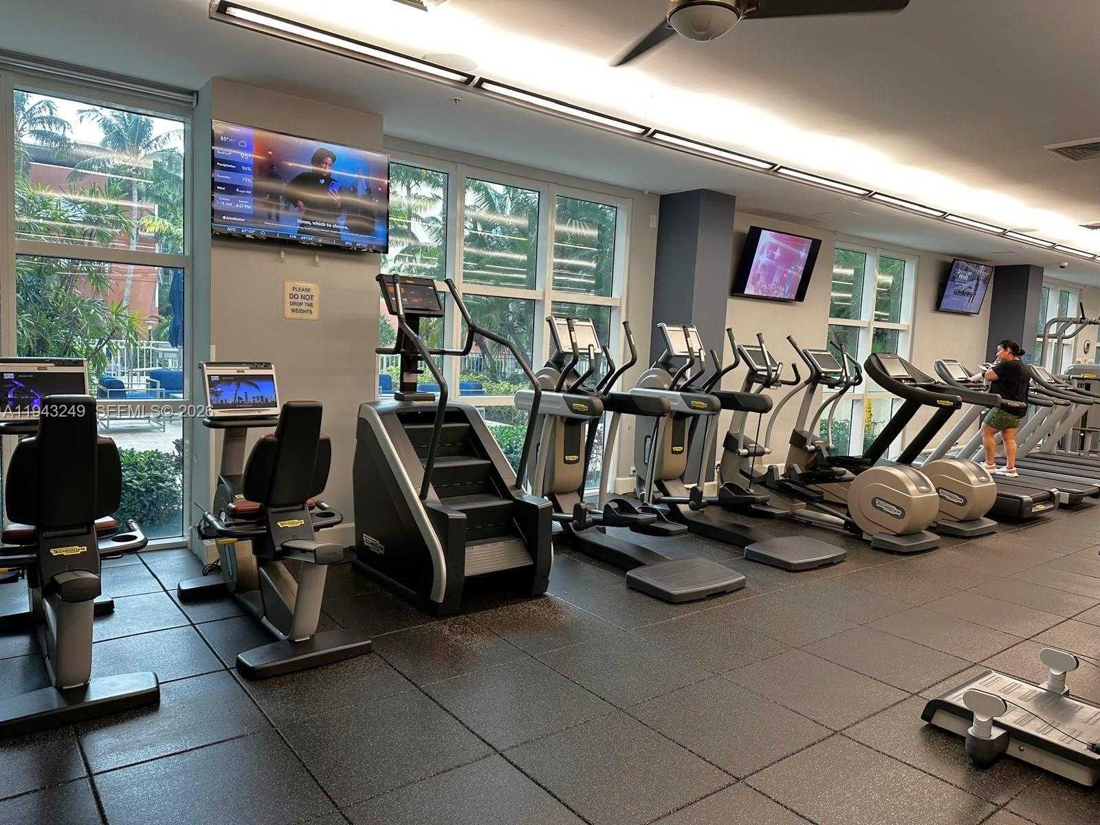 Small Image of 2000 NORTH BAYSHORE DR #625, Miami Number 21